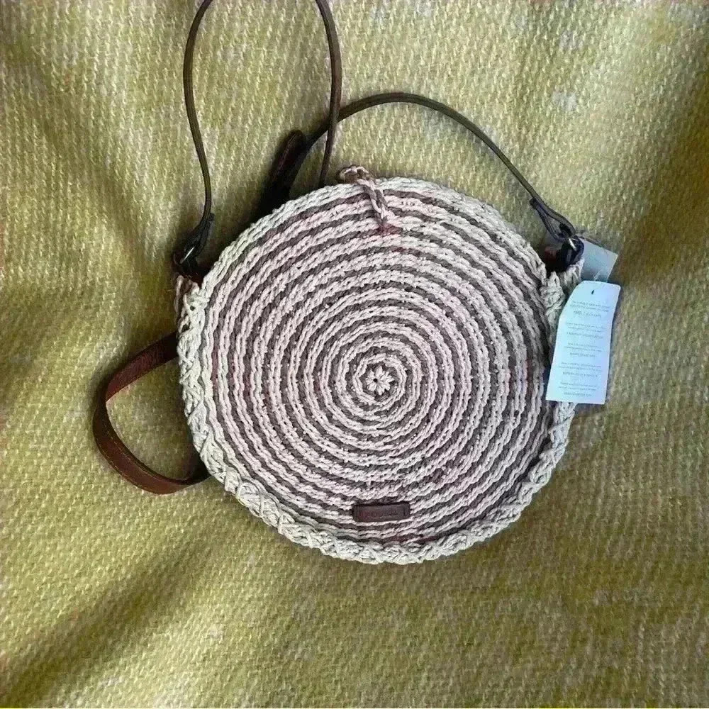 NWT Fossil Faye Baked Clay Round Straw Boho Crossbody - Picture 8 of 12